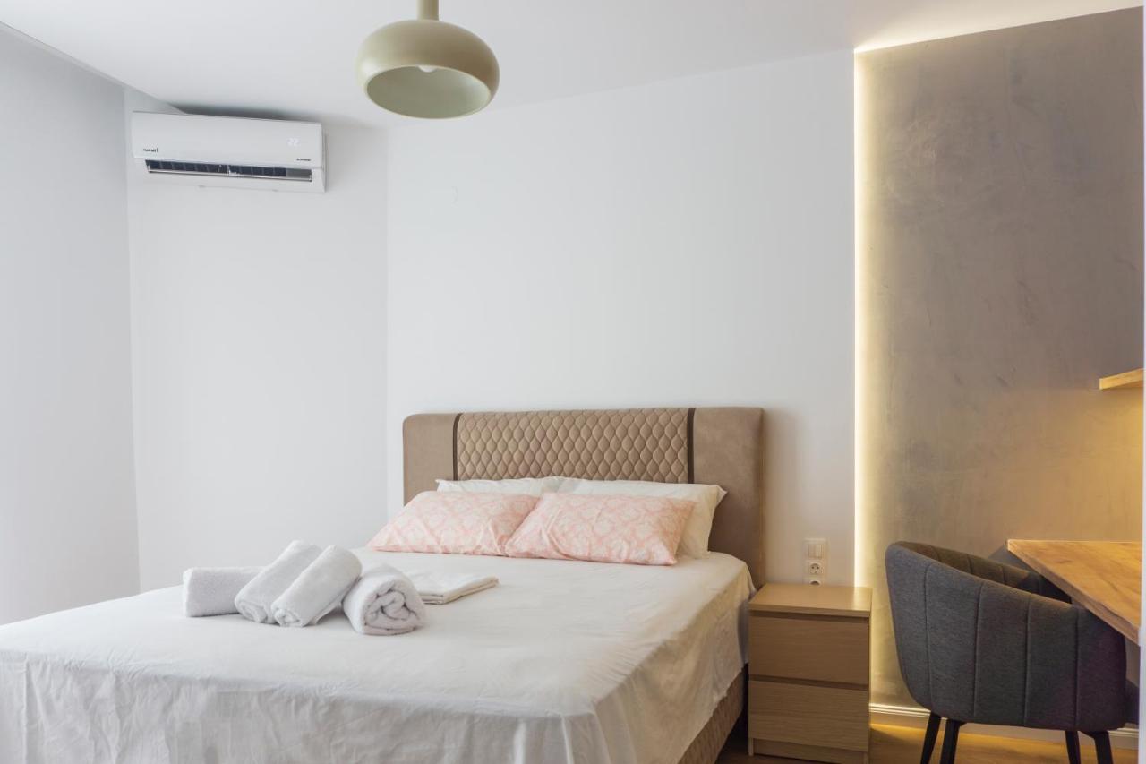 New Modern Style Home Next To The Train Station Thessalonique Extérieur photo