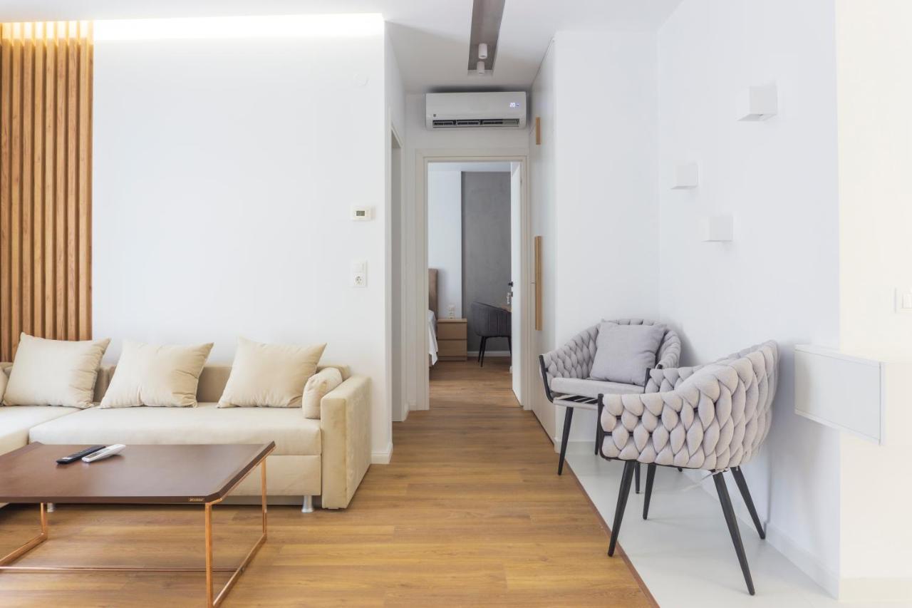 New Modern Style Home Next To The Train Station Thessalonique Extérieur photo