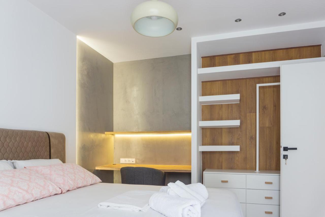 New Modern Style Home Next To The Train Station Thessalonique Extérieur photo